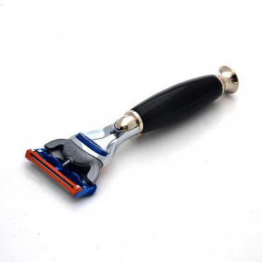 5-blade-black-handle-shaving-razor