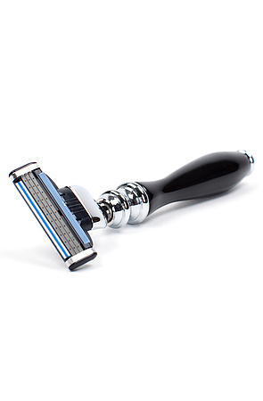razor-md-black-360-razor-3-blade-1