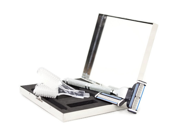 razor-md-well-mannered-groom-kit
