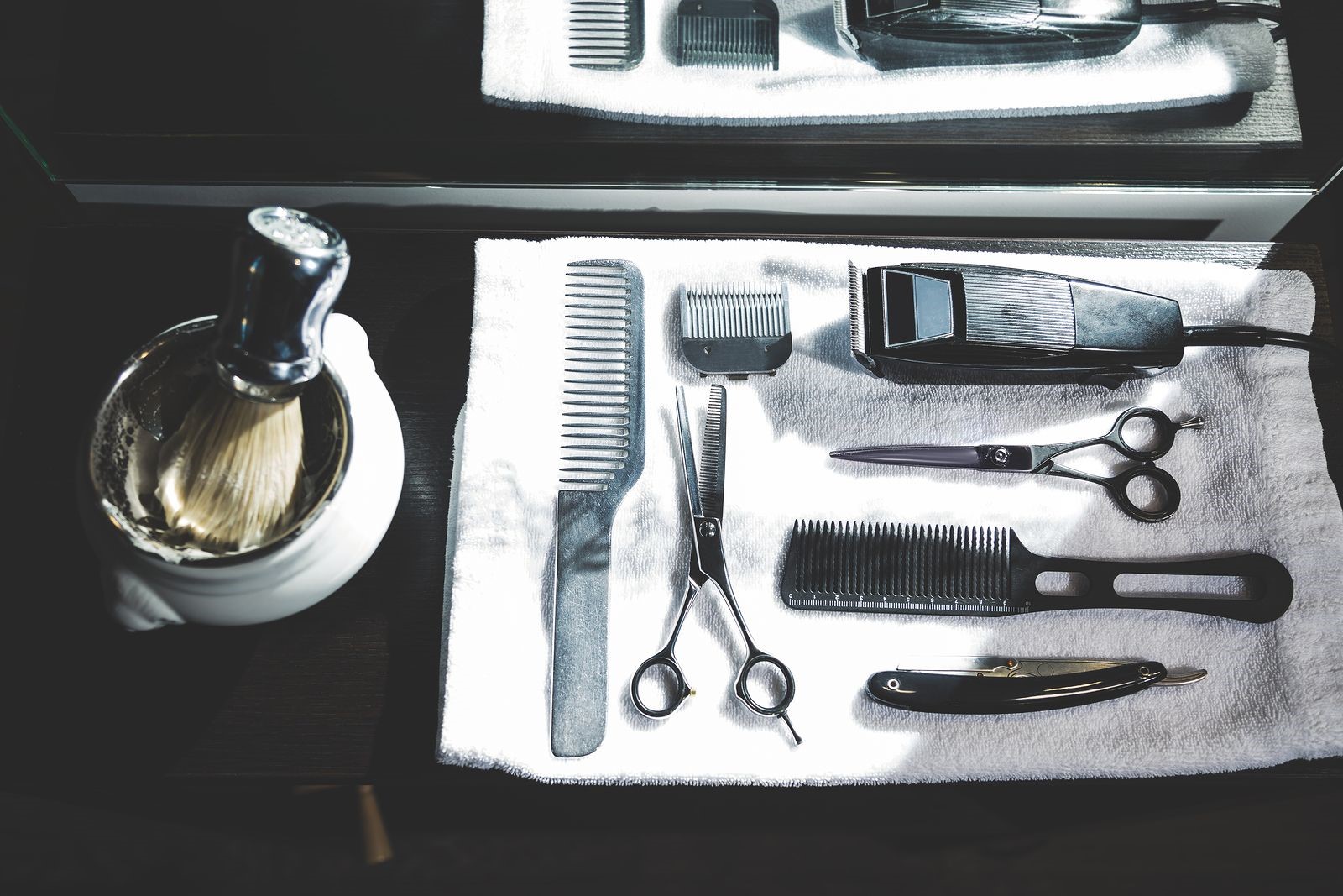 Familiarizing Yourself with the Components of a Men’s Shaving Set